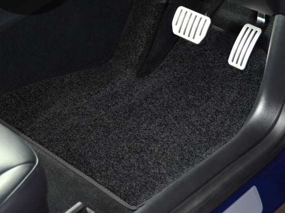 Volkswagen Golf Mk8 Plug In Hybrid 2019+ Car Mats // Black Elite, Light Grey White Stitch Trim, No Heelpad