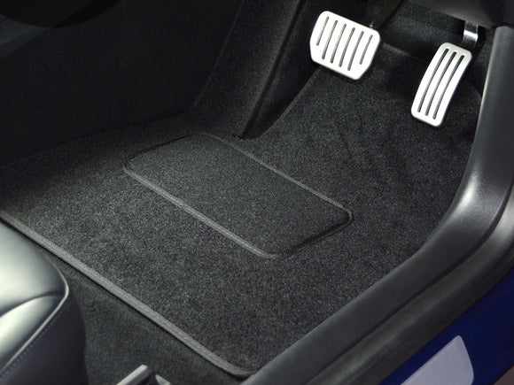 Renault Captur 2020+ Car Mats // Black Grand, Black Trim, Carpet Heelpad