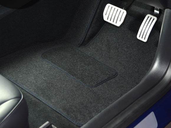 Subaru Forester 2018-2024 Car Mats // Black Motor, Black Trim, Carpet Heelpad