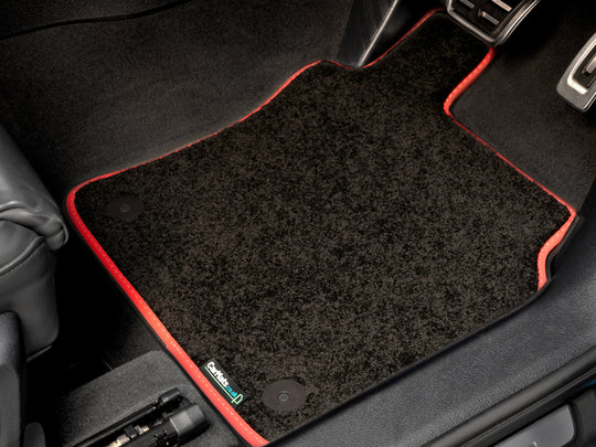 Renault Trafic Crew Cab Van 2023+ Van Mats // Black Elite, Red Trim