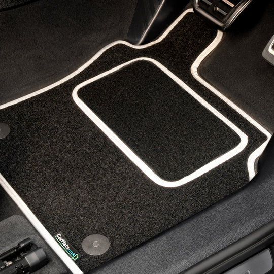 Audi A3 Sportback 5dr 2005-2012 Car Mats // Black Grand, White Trim, No Heelpad